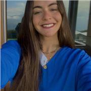 Me ofrezco a dar clases particulares a estudiantes de cualquier nivel durante los meses de Junio y Julio. Poseo un nivel de inglés alto (C1-Advanced e IELTS), estancias en el extranjero y becada para estudiar en Estados Unidos durante un año. Actualmente